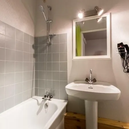 Apartment Cimes De Caron 1 *